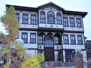 Kadirler Konağı